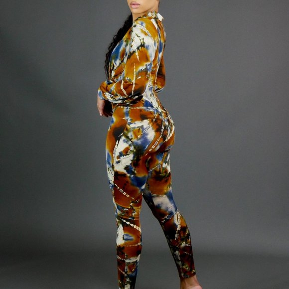 “Runway Ready” Jumpsuit - Picture 2 of 3